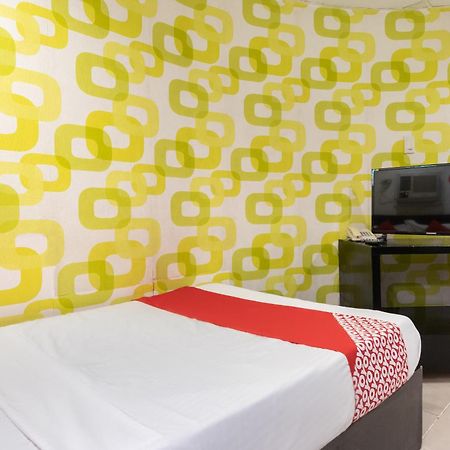 Orange Nest Hotel Манила Экстерьер фото