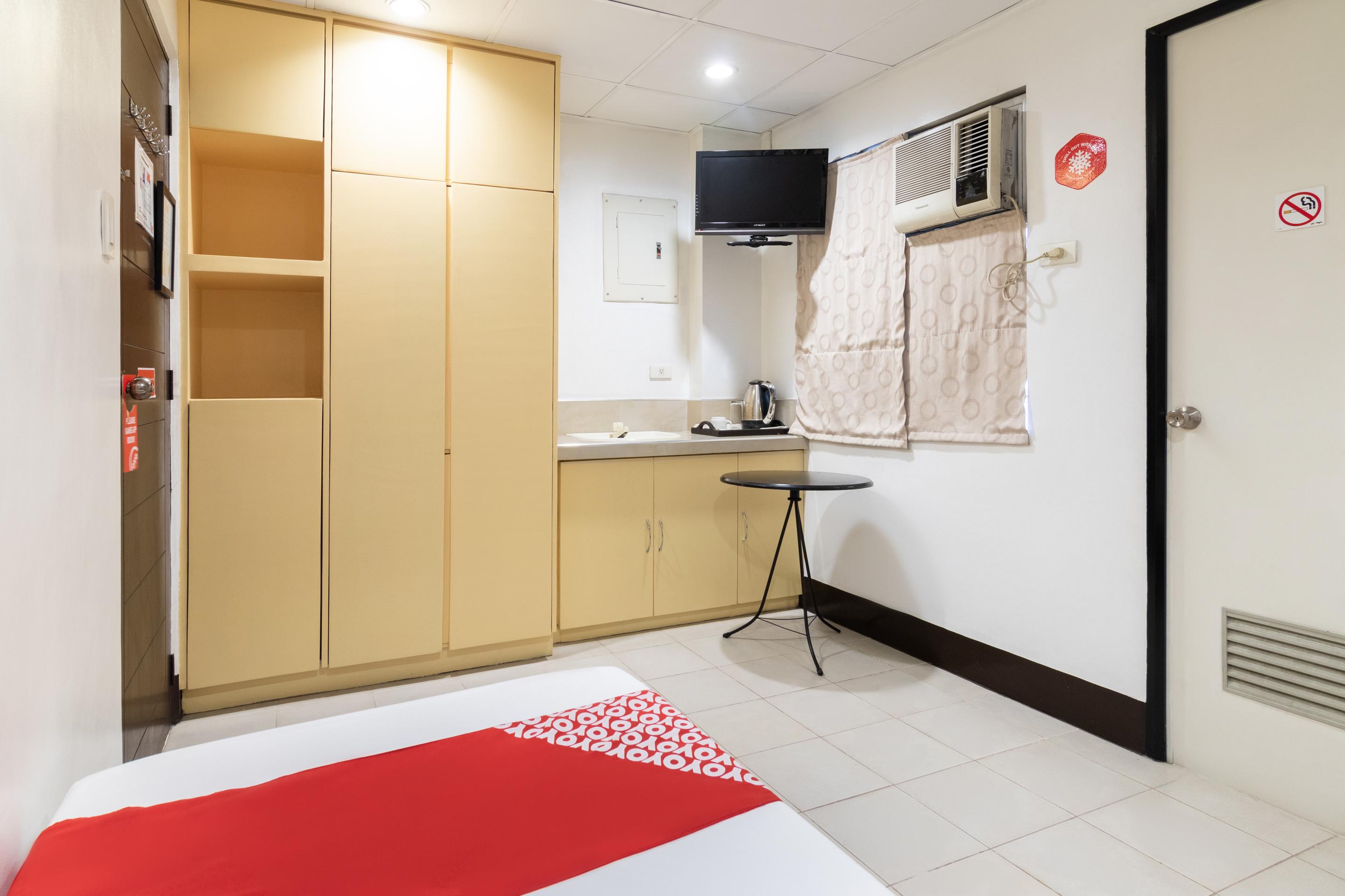 Orange Nest Hotel Манила Экстерьер фото