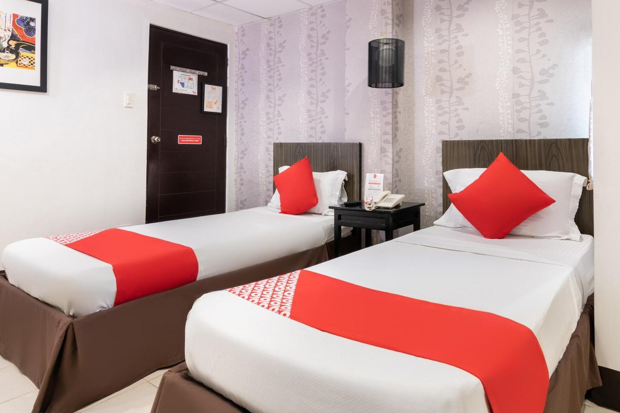 Orange Nest Hotel Манила Экстерьер фото
