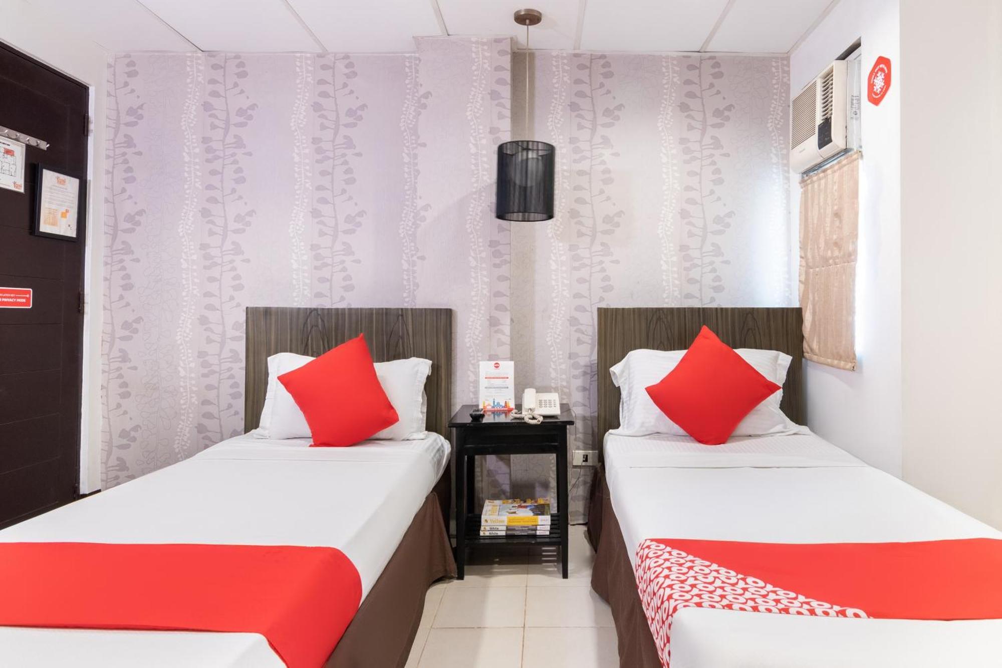 Orange Nest Hotel Манила Экстерьер фото