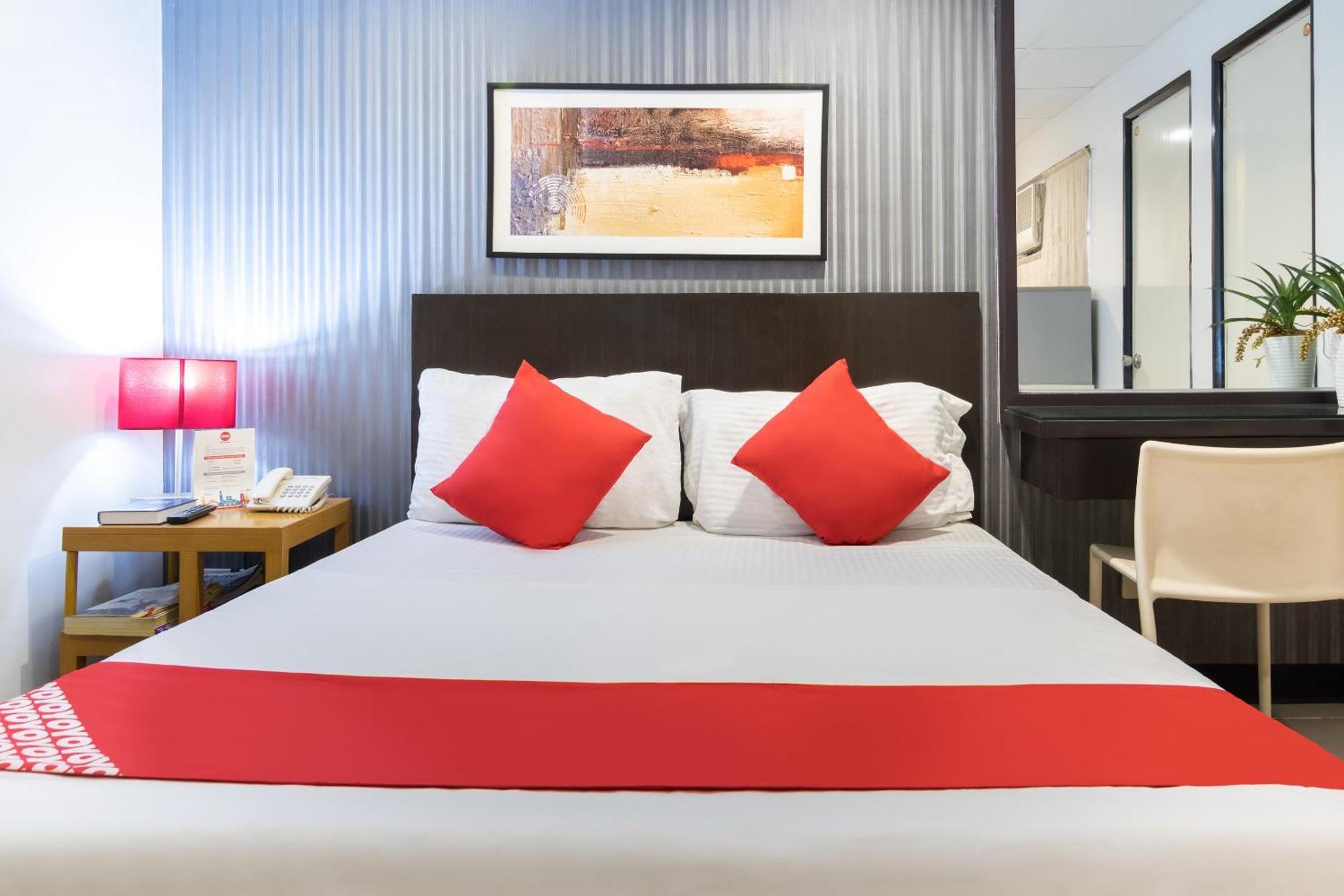 Orange Nest Hotel Манила Экстерьер фото