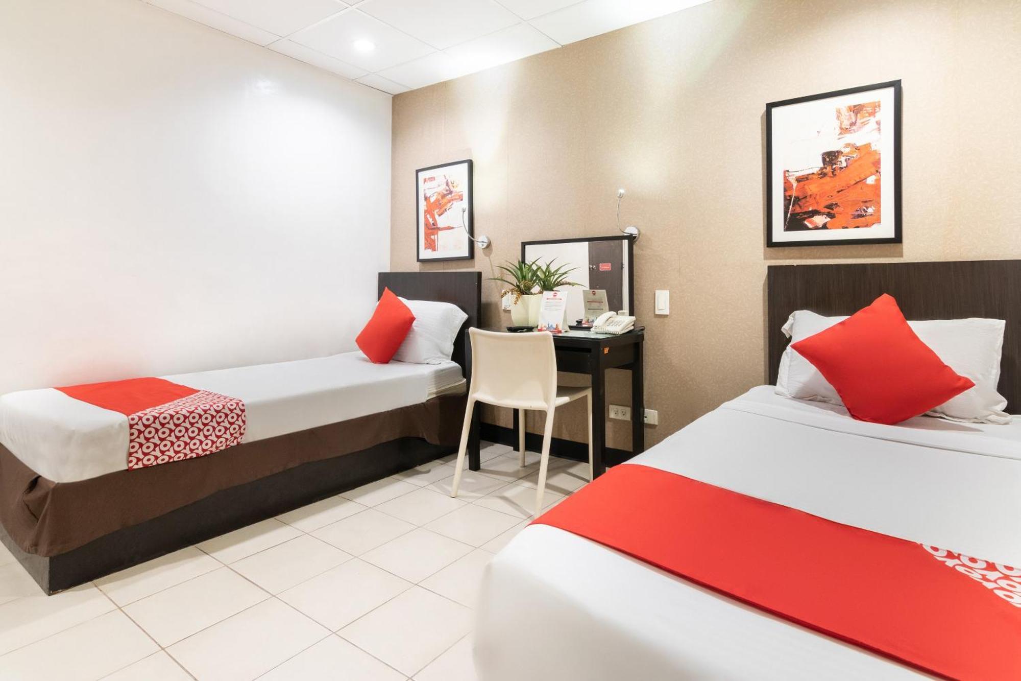 Orange Nest Hotel Манила Экстерьер фото